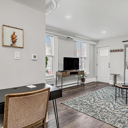 Ferienwohnung Fashionable 2Br In Downtown Location W Work Area Harrisburg Exterior foto